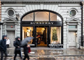 170-year-old luxury fashion retailer quietly closes 21 stores