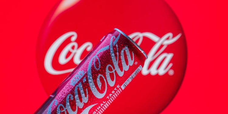 Warren Buffett earns a 20% dividend yield-on-cost with Coca-Cola stock
