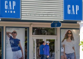 Mall retail giant closes final store in key city after 26 years
