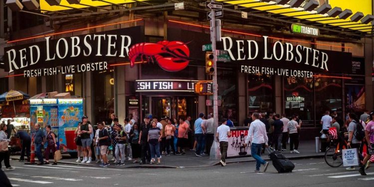 Iconic seafood chain closes more locations after bankruptcy exit