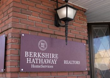 Why Berkshire Hathaway is spending $6.8B on a struggling homebuilder