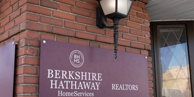 Why Berkshire Hathaway is spending $6.8B on a struggling homebuilder