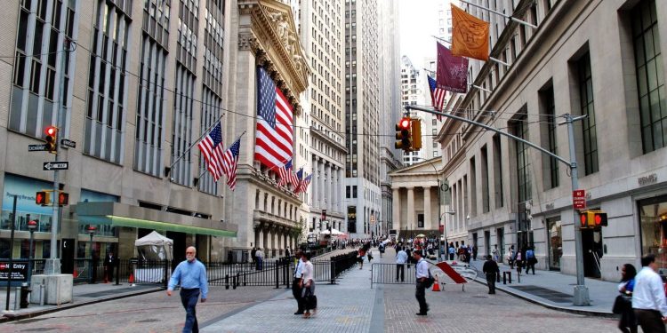 Dow futures surge 370 points: 5 things to know before market opens