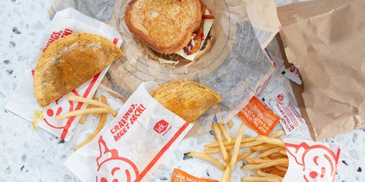 Jack in the Box closes 70 restaurants, with many more to come