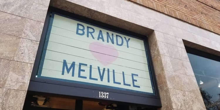A controversial fashion giant is closing its fitting rooms 