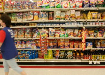 Customer trend sends Kroger, grocery chains worrisome signal