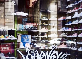 Iconic mall chain you grew up visiting just closed another 30 stores 