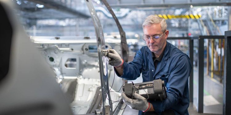 75-year-old giant auto parts company files Chapter 15 bankruptcy