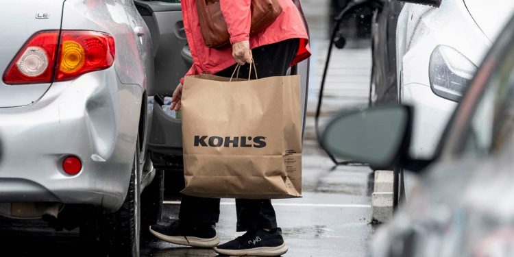 Kohl’s drops generous offers as it tries to win back customers