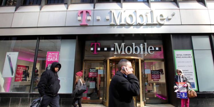 T-Mobile customers will soon lose a 35-year-old wireless service