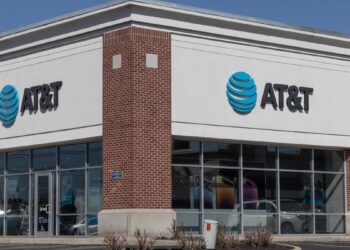 AT&T launches free healthcare perk for customers