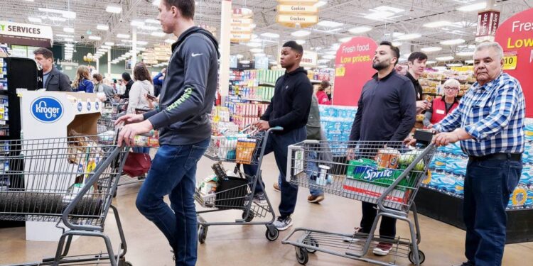 Kroger tests a significant change in store hours for customers