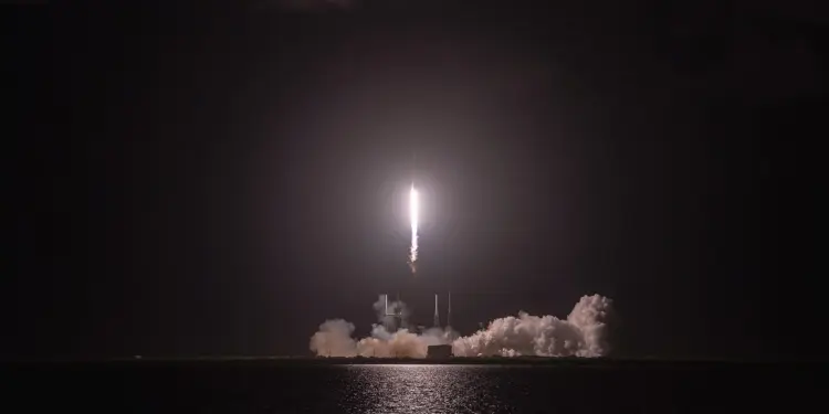 SpaceX vs Honeywell Aerospace: HONA +19% vs SPCX +11% Upside