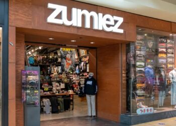 48-year-old mall teen fashion chain closing more stores