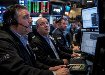 Nasdaq futures rise 160 points: 5 things to know before Wall Street opens