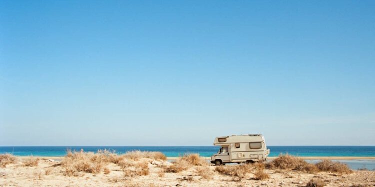 Camper company to liquidate, cancels all orders