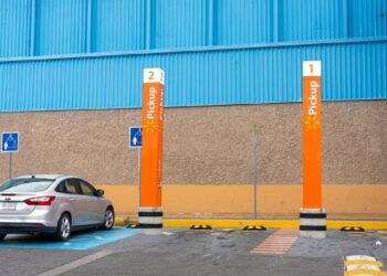 Walmart gives shoppers a free way to skip the holiday chaos