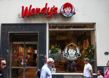 Wendy’s challenges closures at bankrupt franchisee with new list