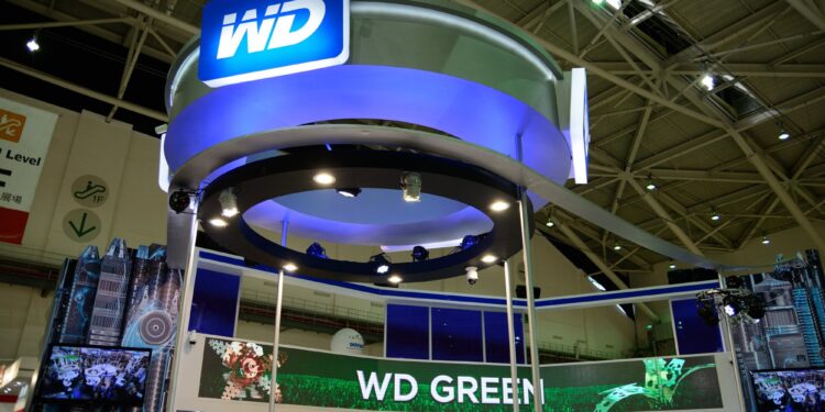 Western Digital stock prediction: $446.89 bull, $175.98 bear